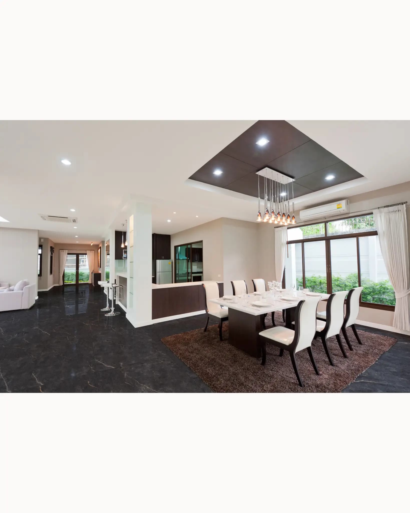 Porcelanato Retificado Acetinado Esmaltado Vene Doro Nero miniatura 2